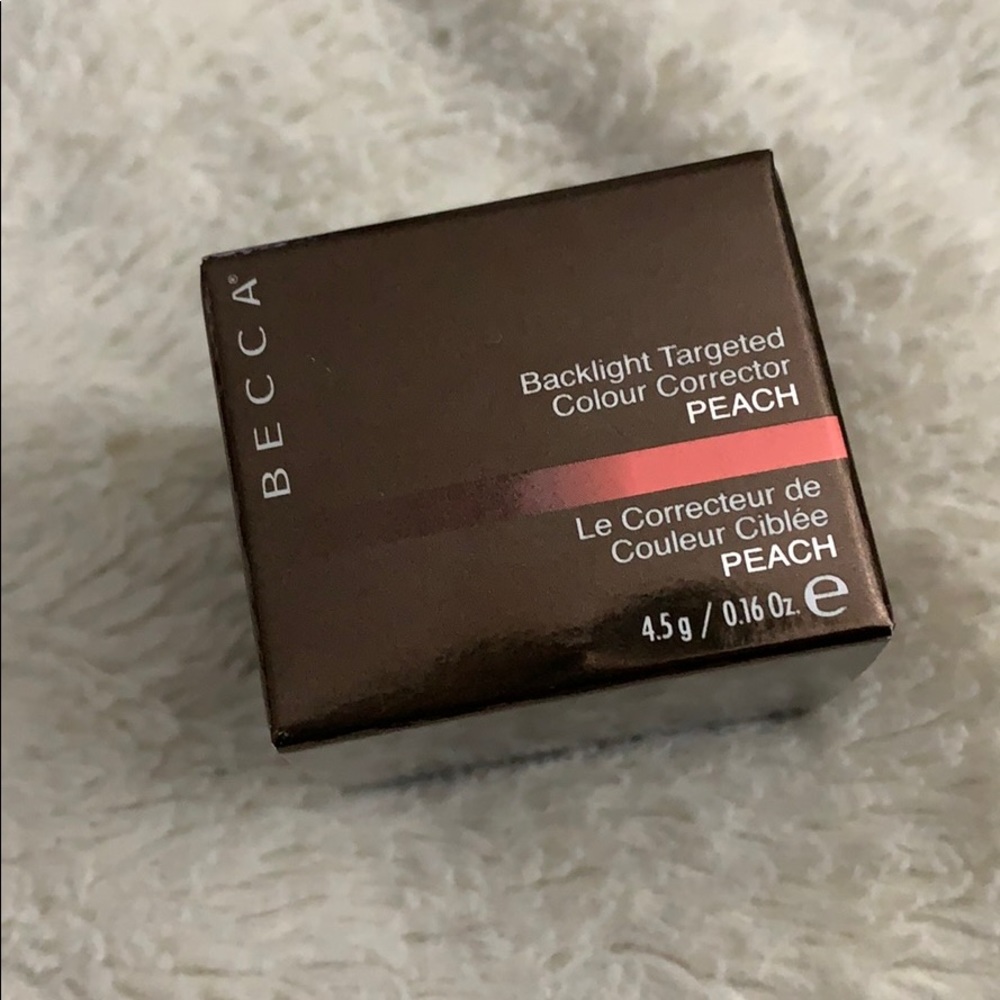 Becca - Targeted Color Corrector in Peach
